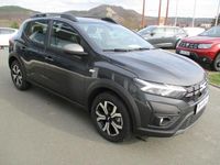 Gebraucht Dacia Sandero Expression 101 PS (74 kW) 2023 Kometengrau metallic Kleinwagen