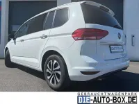 Gebraucht VW Touran Active 150 PS (110 kW) 2021 Pure white Van / Kleinbus