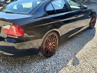 Gebraucht BMW 320 163 PS (119 kW) 2007 Schwarz Limousine