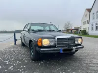 Gebraucht Mercedes 200 60 PS (44 kW) 1982 Blau Limousine
