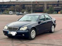 Gebraucht Mercedes C180 143 PS (105 kW) 2004 Blau Limousine