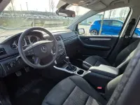 Gebraucht Mercedes B200 136 PS (100 kW) 2010 Schwarz Van / Kleinbus