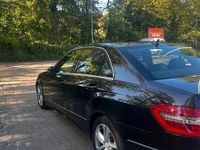 Gebraucht Mercedes E200 Avantgarde 136 PS (100 kW) 2010 Schwarz Limousine