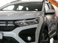 Gebraucht Dacia Jogger Expression 141 PS (103 kW) 2025 Weiss Van / Kleinbus