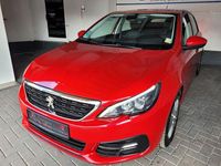 Gebraucht Peugeot 308 Active 131 PS (96 kW) 2019 Rot Limousine