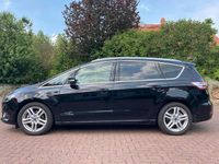 Gebraucht Ford S-MAX Titanium 165 PS (121 kW) 2019 Schwarz Van / Kleinbus