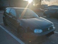 Gebraucht VW Golf IV 75 PS (55 kW) 2002 Schwarz Kleinwagen