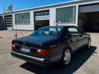 Gebraucht Mercedes E230 136 PS (100 kW) 1989 Schwarz Coupé