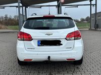 Gebraucht Chevrolet Cruze LS 124 PS (91 kW) 2012 Weiß Kombi