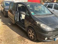 Gebraucht Peugeot 1007 109 PS (80 kW) 2009 Schwarz Van / Kleinbus