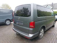 Usata VW Multivan Highline 179 CV (131 kW) 2015 Grigio Monovolume