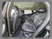 Gebraucht Volvo V40 150 PS (110 kW) 2015 Schwarz Limousine