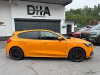 Gebraucht Ford Focus ST 280 PS (205 kW) 2020 Tropicalorange metallic (metallic) Coupé