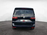 Gebraucht VW Multivan Life 150 PS (110 kW) 2022 Deep black perleffekt Van / Kleinbus