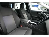 Gebraucht Mercedes C200 Avantgarde 204 PS (150 kW) 2022 Schwarz Kombi