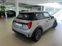 Gebraucht Mini Cooper 114 kW (156 PS) 2025 Silber Kleinwagen