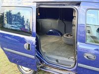 Gebraucht Opel Combo 75 PS (55 kW) 2010 Blau Van / Kleinbus