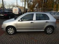Gebraucht Skoda Fabia 75 PS (55 kW) 2004 Silber Limousine