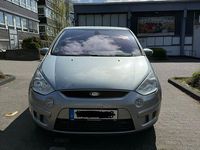 Gebraucht Ford S-MAX Titanium 140 PS (102 kW) 2010 Grau Van / Kleinbus
