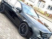 Gebraucht Mercedes E350 AMG line 299 PS (219 kW) 2019 Schwarz Limousine