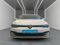 Gebraucht VW Golf VIII Life 150 PS (110 kW) 2024 Weiß Kombi