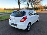 Gebraucht Opel Corsa Selection 80 PS (58 kW) 2009 Casabl/arctic/eisweiss/kaolin Limousine