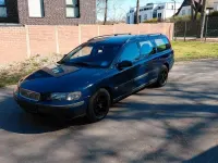 Używany Volvo V70 140 KM (102 kW) 2001 Niebieski Kombi