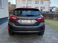 Gebraucht Ford Fiesta Titanium 101 PS (74 kW) 2017 Grau Limousine