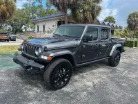 Gebraucht Jeep Gladiator 284 PS (208 kW) 2025 Grau Pickup