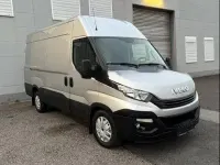 Occasion Iveco Daily 156 ch (114 kW) 2017 Argent Monospace