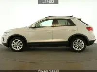 Gebraucht VW T-Roc Life 150 PS (110 kW) 2023 Ascotgrau SUV