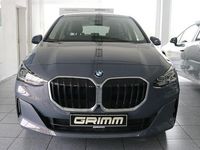 Gebraucht BMW 220 156 PS (114 kW) 2024 Sparkling kupfergrau metallic Van / Kleinbus
