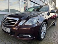 Gebraucht Mercedes E250 Avantgarde 204 PS (150 kW) 2009 Braun Limousine