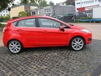 Gebraucht Ford Fiesta Titanium 140 PS (102 kW) 2017 Rot Kleinwagen