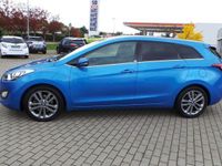 gebraucht Hyundai i30 cw Passion blue