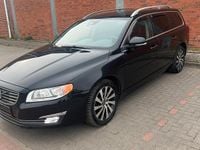 Second-hand Volvo V70 163 CP (119 kW) 2013 Negru Break