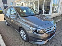 Gebraucht Mercedes B180 122 PS (89 kW) 2016 Grau Van / Kleinbus
