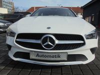 Gebraucht Mercedes CLA200 Shooting Brake Progressive 163 PS (119 kW) 2022 Weiß Kombi