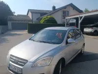 Gebraucht Kia Ceed LX 105 PS (77 kW) 2008 Silber Kleinwagen
