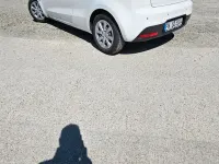 Używany Kia Rio Attract 86 KM (63 kW) 2012 Biały Sedan/Limuzyna
