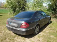Gebraucht Mercedes E220 Classic 150 PS (110 kW) 2003 Blau Limousine