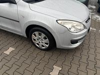 Gebraucht Hyundai i30 Classic 126 PS (92 kW) 2008 Silber Kombi