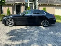 Gebraucht Mercedes C180 AMG line 156 PS (114 kW) 2019 Schwarz Limousine
