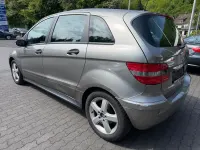 Gebraucht Mercedes B170 116 PS (85 kW) 2005 Grau Van / Kleinbus