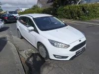 Gebraucht Ford Focus Trend 105 PS (77 kW) 2017 Weiß Limousine