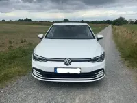 Gebraucht VW Golf VIII 90 PS (66 kW) 2022 Weiß Limousine