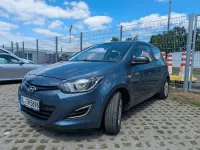 Gebraucht Hyundai i20 86 PS (63 kW) 2013 Blau Kleinwagen