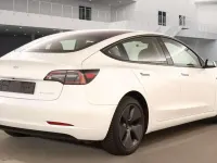 Käytetty Tesla Model 3 258 kW (351 HP) 2023 Valkoinen Sedan