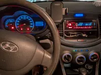 Gebraucht Hyundai i10 Edition 69 PS (50 kW) 2012 Schwarz Kleinwagen