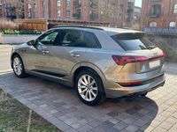 Gebraucht Audi e-tron 230 kW (313 PS) 2021 SUV